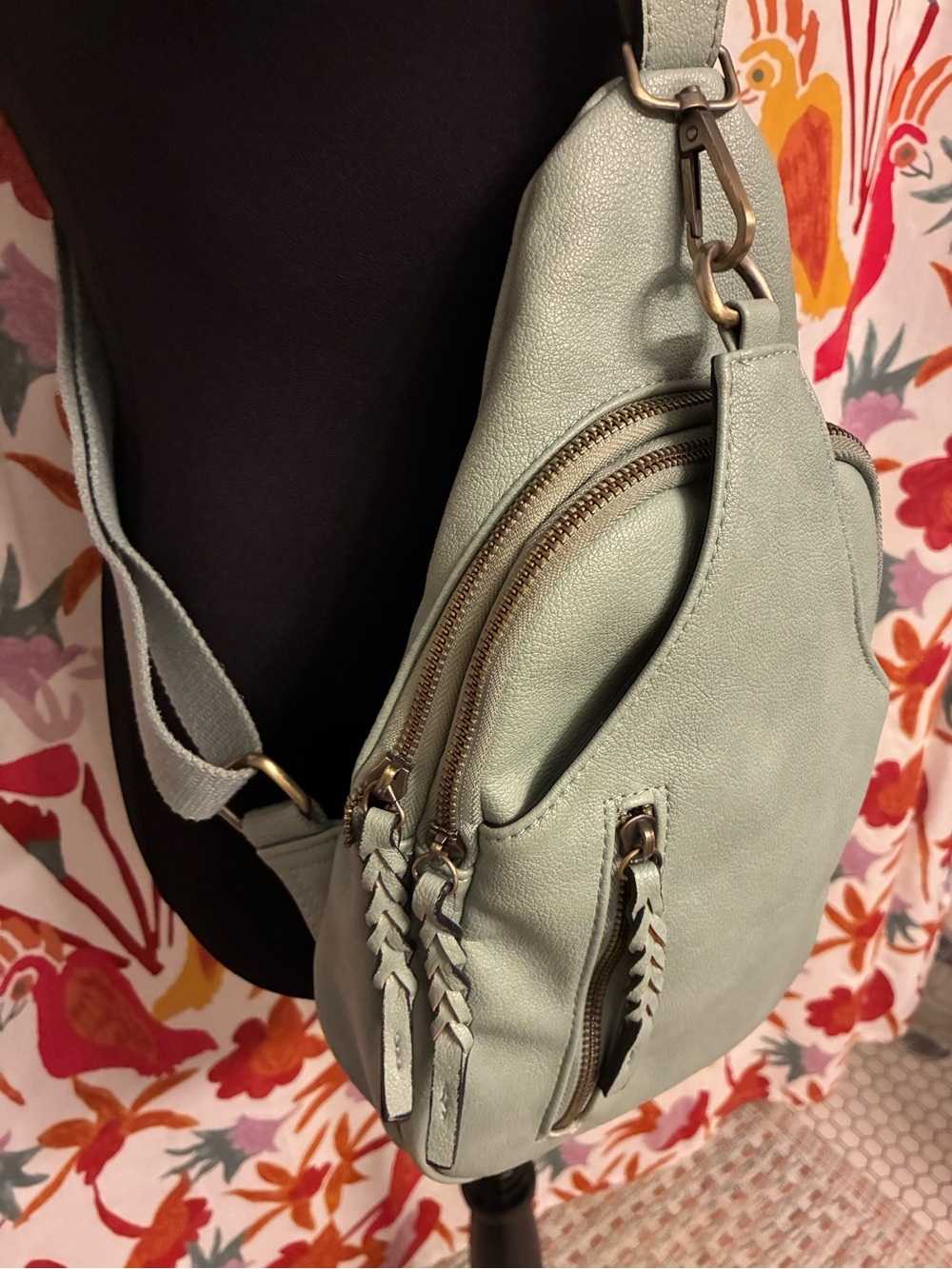 Jen & Co. Bag Mint Green Crossbody Sling Purse for Travel with 6 Pockets